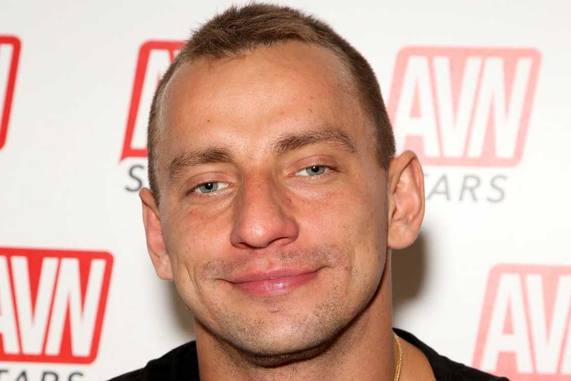 Vitaly Zdorovetskiy Vitaly Zdorovetskiy