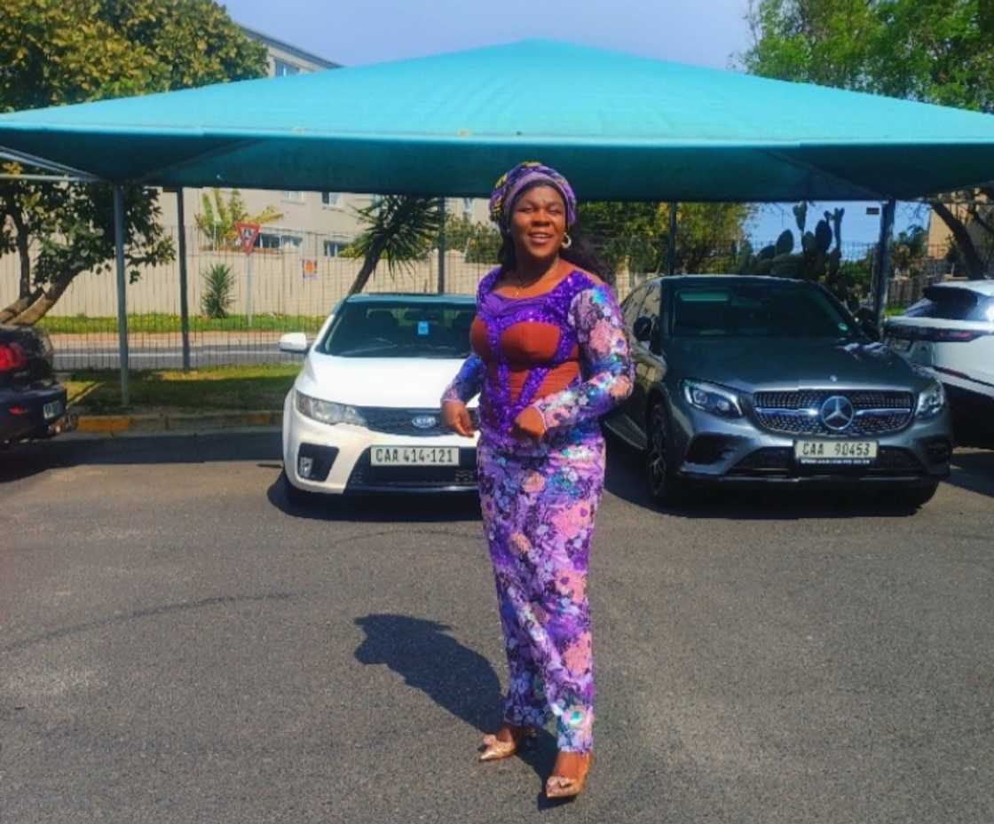 South Africans explaining that celebrities were human like all of us, therefore there was no need to idolise them South Africans explaining that celebrities were human like all of us, therefore there was no need to idolise them