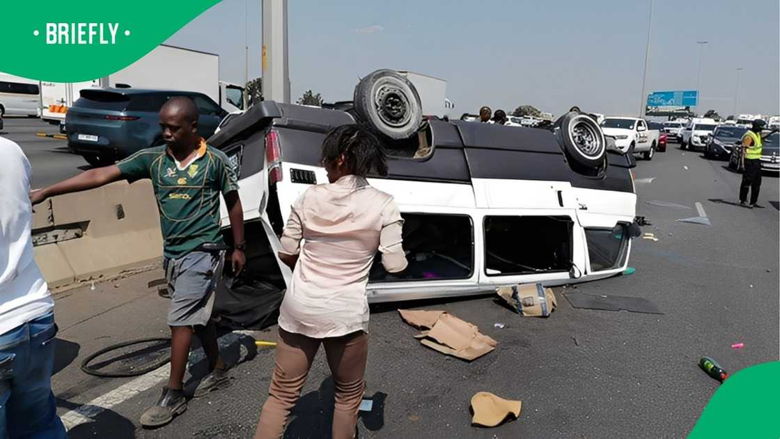 A taxi crash on the N1 has left five people dead A taxi crash on the N1 has left five people dead