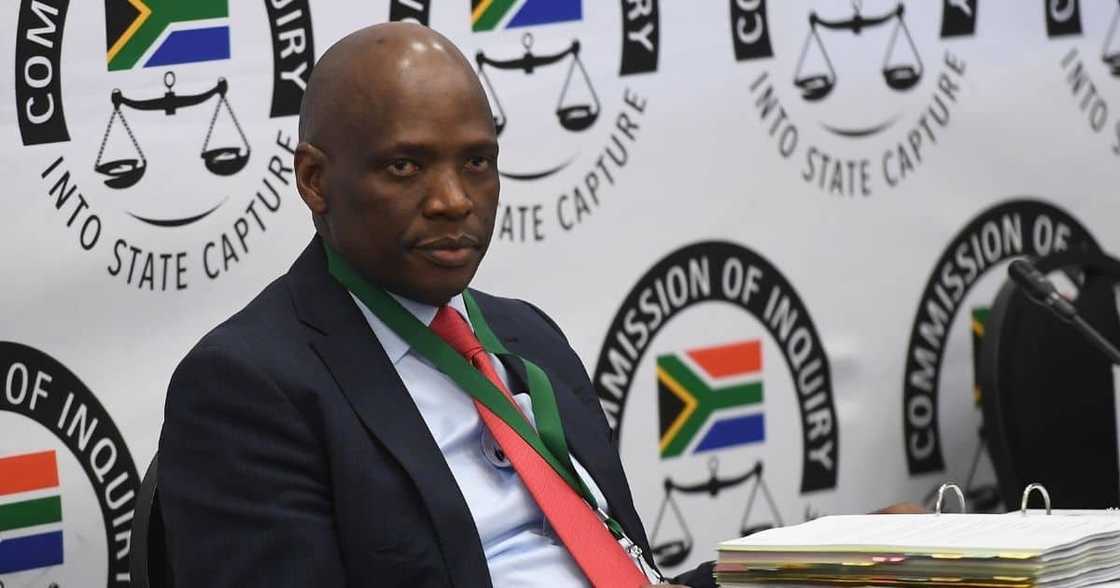 Hlaudi Motsoeneg, Nando's SA, South Africa, pay back the money, Mzansi, funny news, trending news Hlaudi Motsoeneg, Nando's SA, South Africa, pay back the money, Mzansi, funny news, trending news
