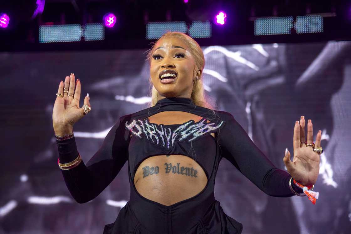 Uncle Waffle's 'Zenzele' dance challenge is viral on TikTok Uncle Waffle's 'Zenzele' dance challenge is viral on TikTok