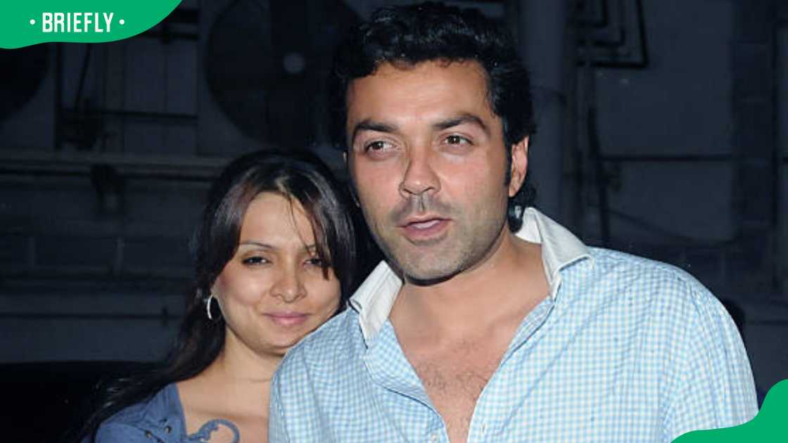 Bobby Deol with his wife Tanya at the premiere of the film Khatta Meetha Bobby Deol with his wife Tanya at the premiere of the film Khatta Meetha