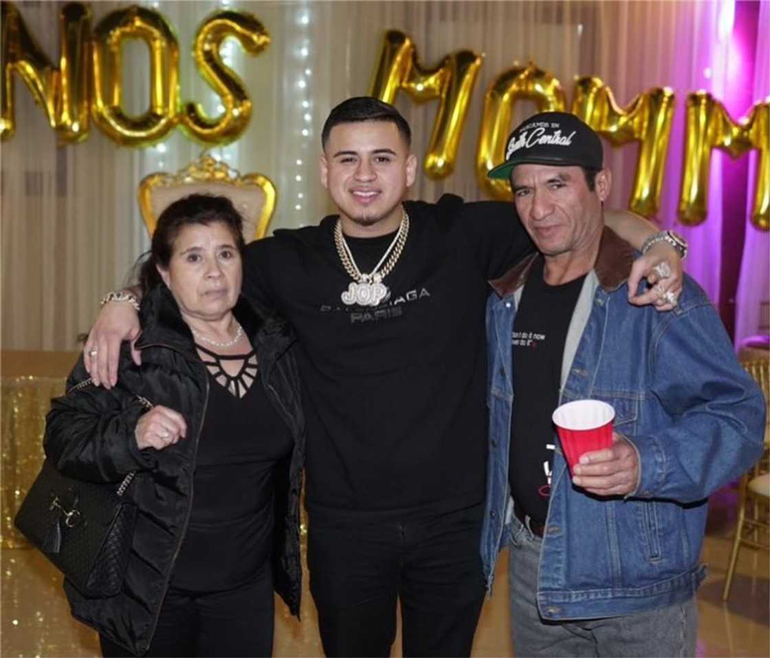 Jesús Ortiz Paz and his parents