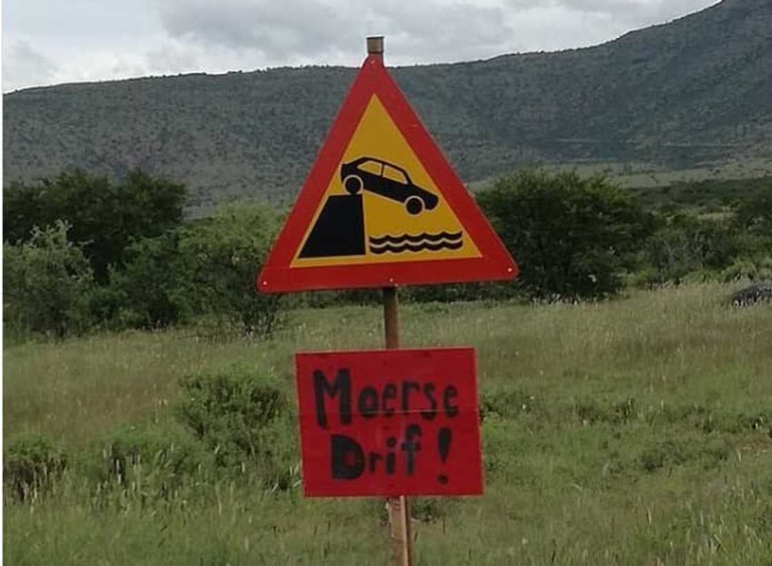 Road signs in South Africa and their meanings