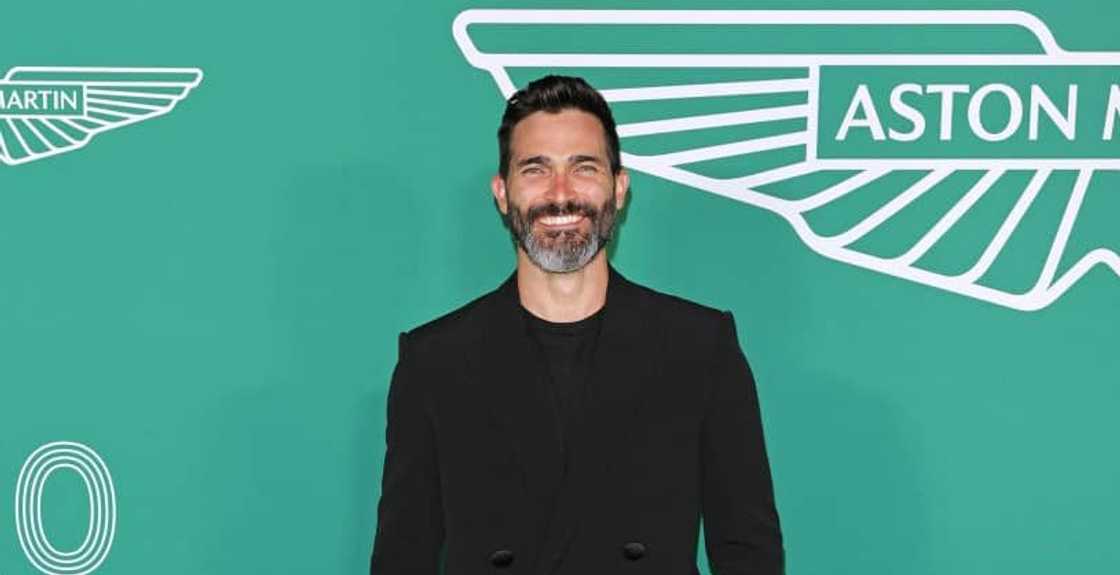 Does Tyler Hoechlin have any kids? Does Tyler Hoechlin have any kids?