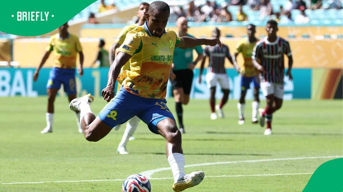 Bafana Bafana, Iqraam Rayners, Mamelodi Sundowns, Fluminense FC. Bafana Bafana, Iqraam Rayners, Mamelodi Sundowns, Fluminense FC.