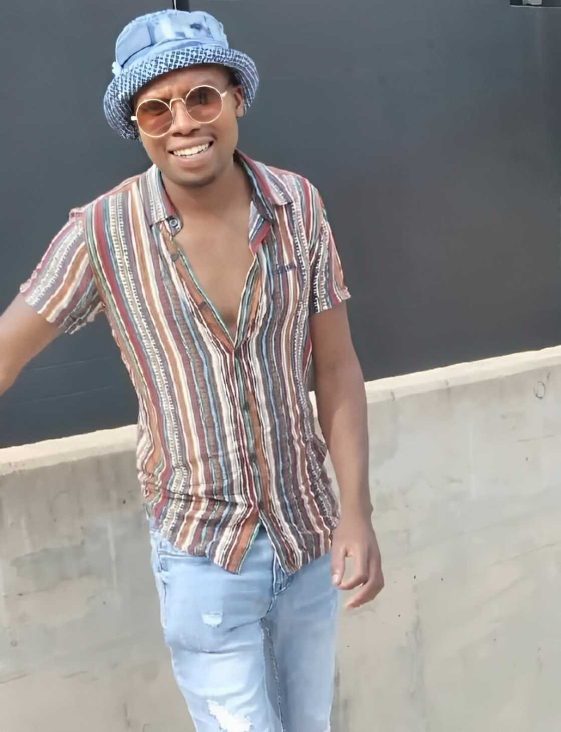 A South African man prepared his bank card for payday in a hilarious TikTok video. A South African man prepared his bank card for payday in a hilarious TikTok video.