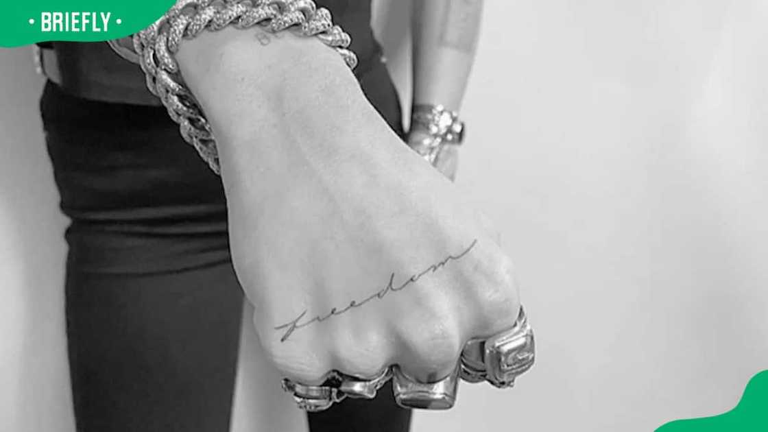 what are Miley Cyrus' tattoos what are Miley Cyrus' tattoos