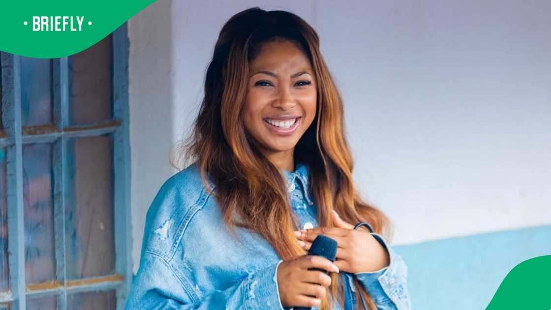 South Africa reacts to Enhle Mbali's dance moves South Africa reacts to Enhle Mbali's dance moves