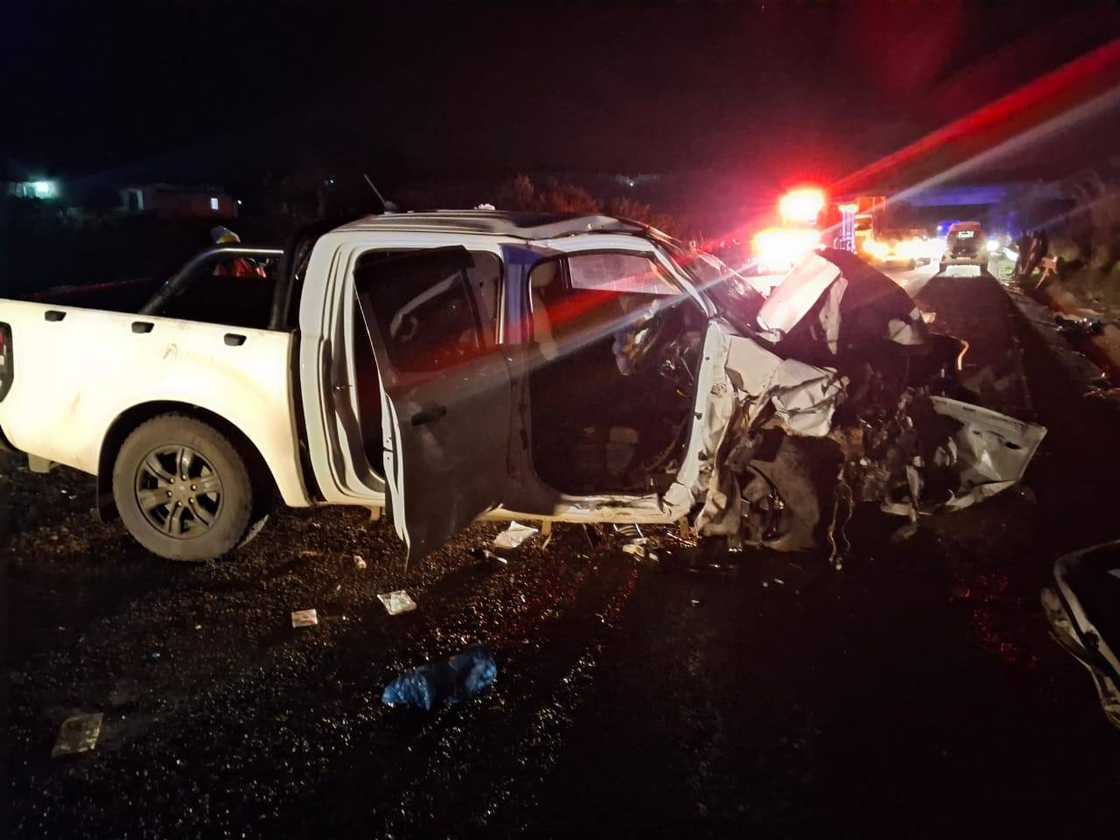 A Ford Ranger lost control and collided with a Hyundai i10 in KwaZulu-Natal A Ford Ranger lost control and collided with a Hyundai i10 in KwaZulu-Natal