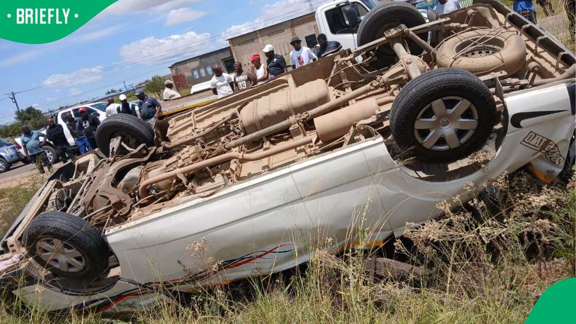 A multi-vehicle crash in Limpopo left six people dead