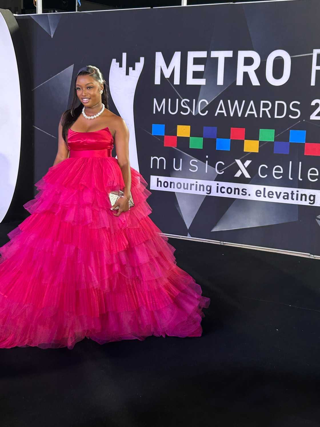 Musa Yende won Best Gospel Album at the Metros. Musa Yende won Best Gospel Album at the Metros.
