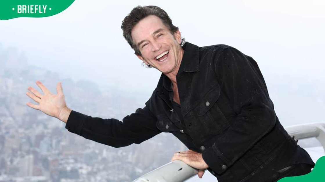 Jeff Probst lights the Empire State Building in honour of Survivor's 45th season