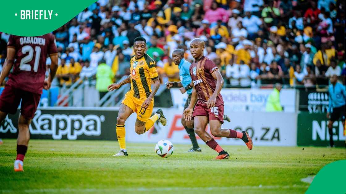 Two late goals from Kaizer Chiefs secured a place in the next round of the Nedbank Cup.