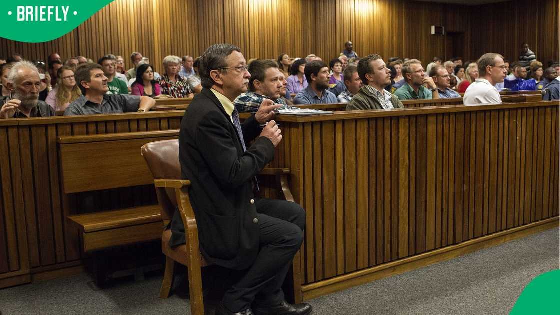 Mr Pretorius , next to his sons Johan and Wilhelm Pretorius