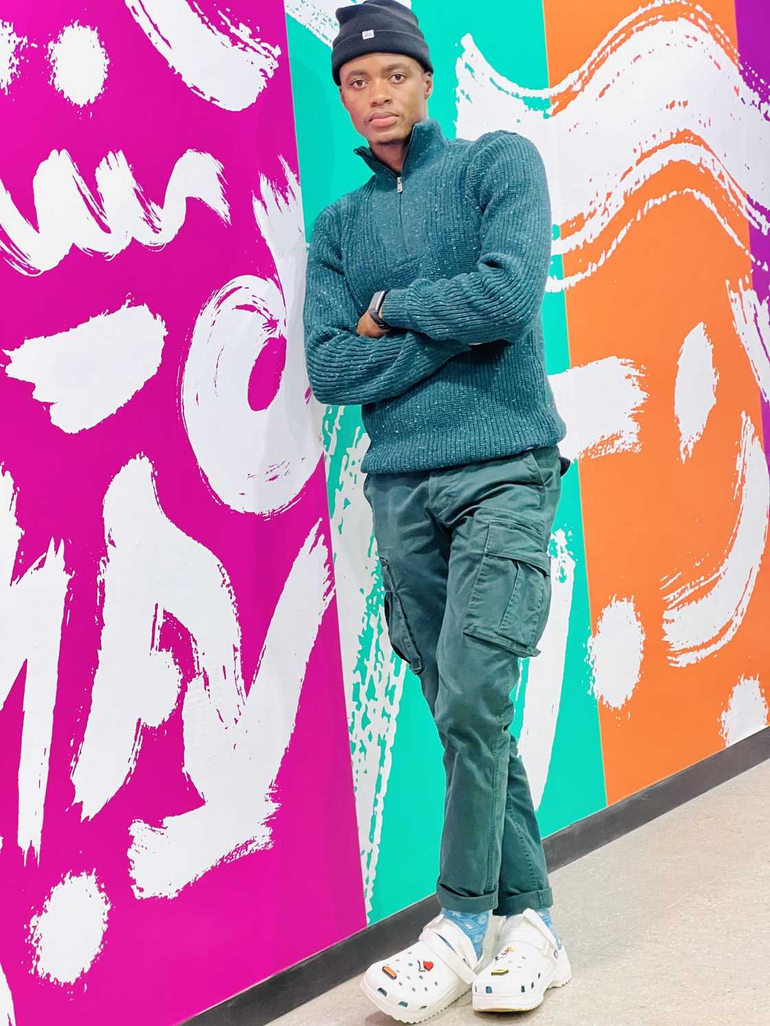 Others joked about him spending his ceiling money on cologne after watching his vlog