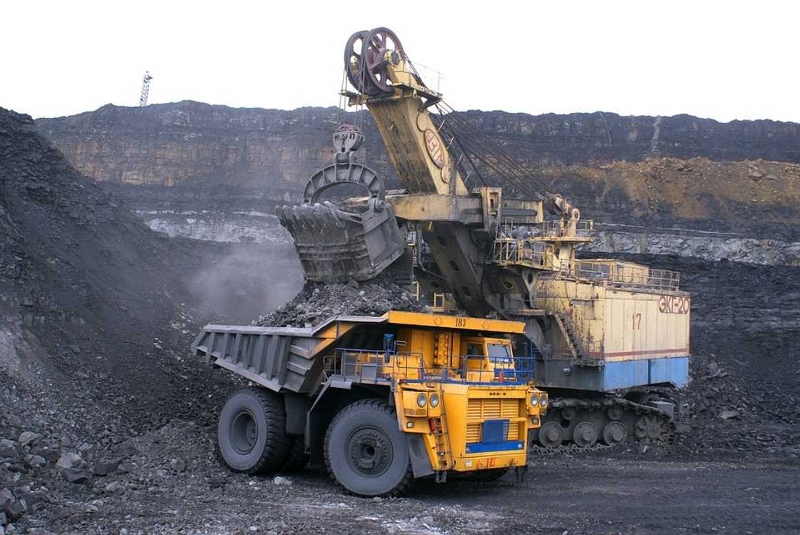 Fastest growing industries in South Africa Fastest growing industries in South Africa