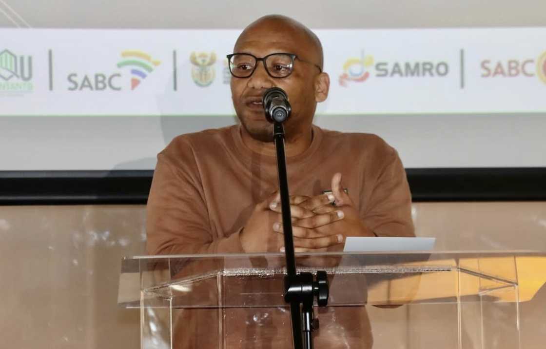 SAMRO members embezzled money from the organisation SAMRO members embezzled money from the organisation