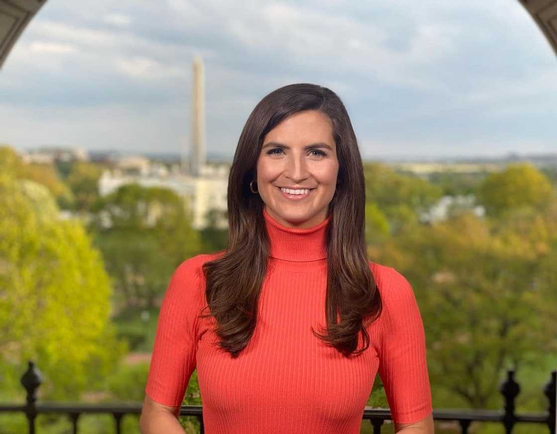 Kaitlan Collins salary Kaitlan Collins salary
