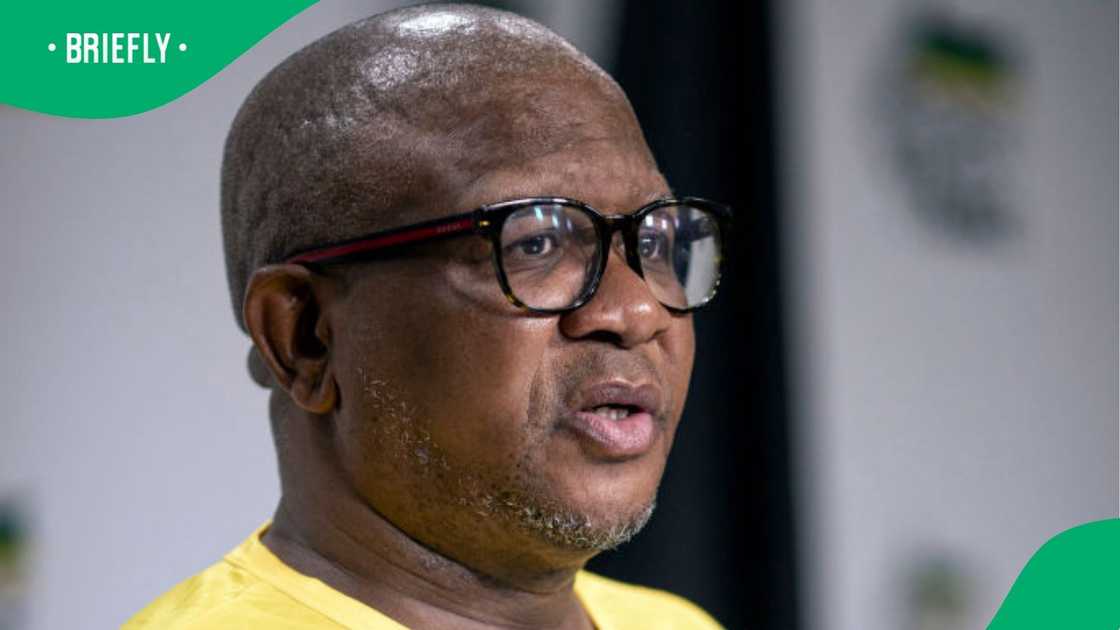 The ANC has backed the police force of South Africa to shoot back at criminals firing their weapons. The ANC has backed the police force of South Africa to shoot back at criminals firing their weapons.