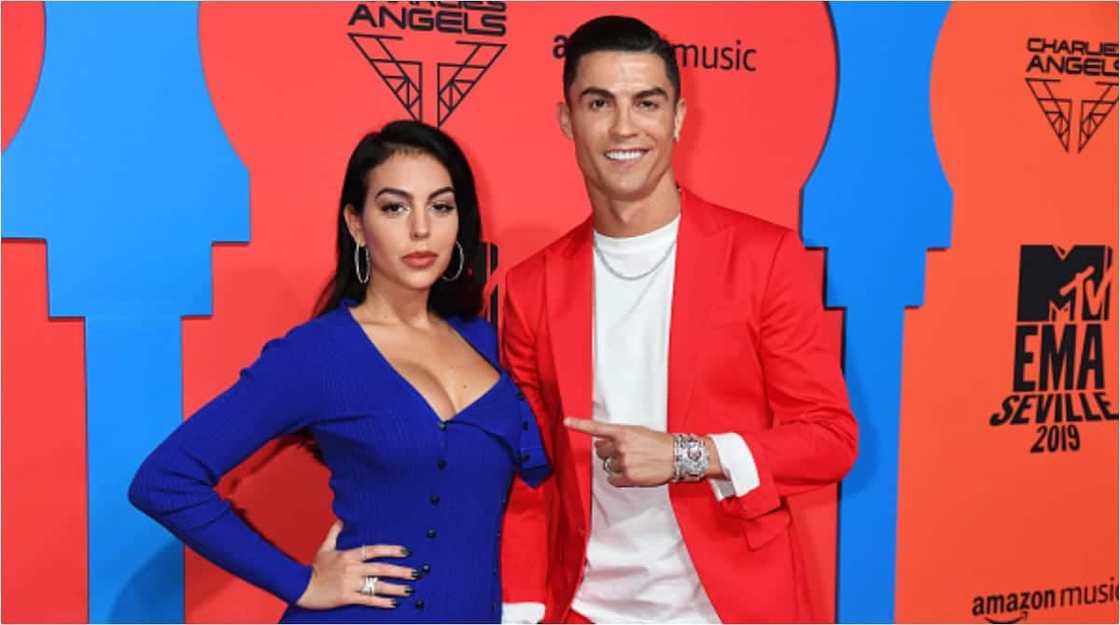 Ronaldo and Rodriguez’s N1.3b jewellery collection from his N620m diamond-encrusted watch to her N320m engagement ring. Ronaldo and Rodriguez’s N1.3b jewellery collection from his N620m diamond-encrusted watch to her N320m engagement ring.