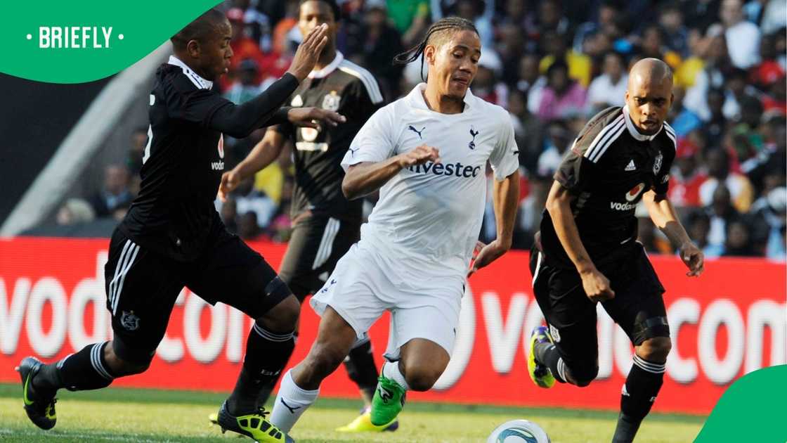 Andile Jali, Oupa Manyisa, Happy Jele, Steven Piernaar, Vodacom Challenge, Orlando Pirates, Tottenham Hotspur.