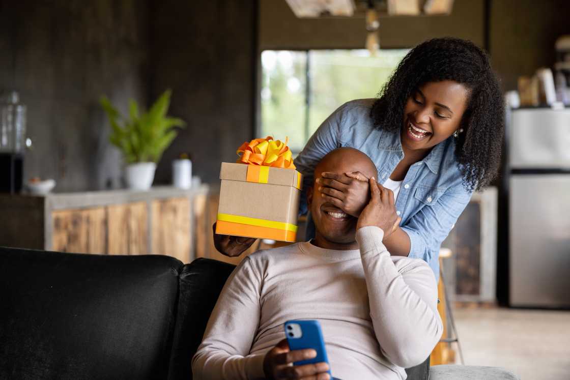 Boyfriend gets suprise from girlfriend on birthday
