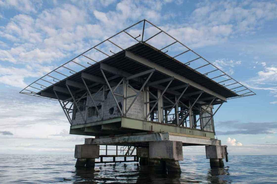 Venezuela, which sits on the world's largest proven oil reserves, is listed as one of the four most corrupt countries in the world Venezuela, which sits on the world's largest proven oil reserves, is listed as one of the four most corrupt countries in the world