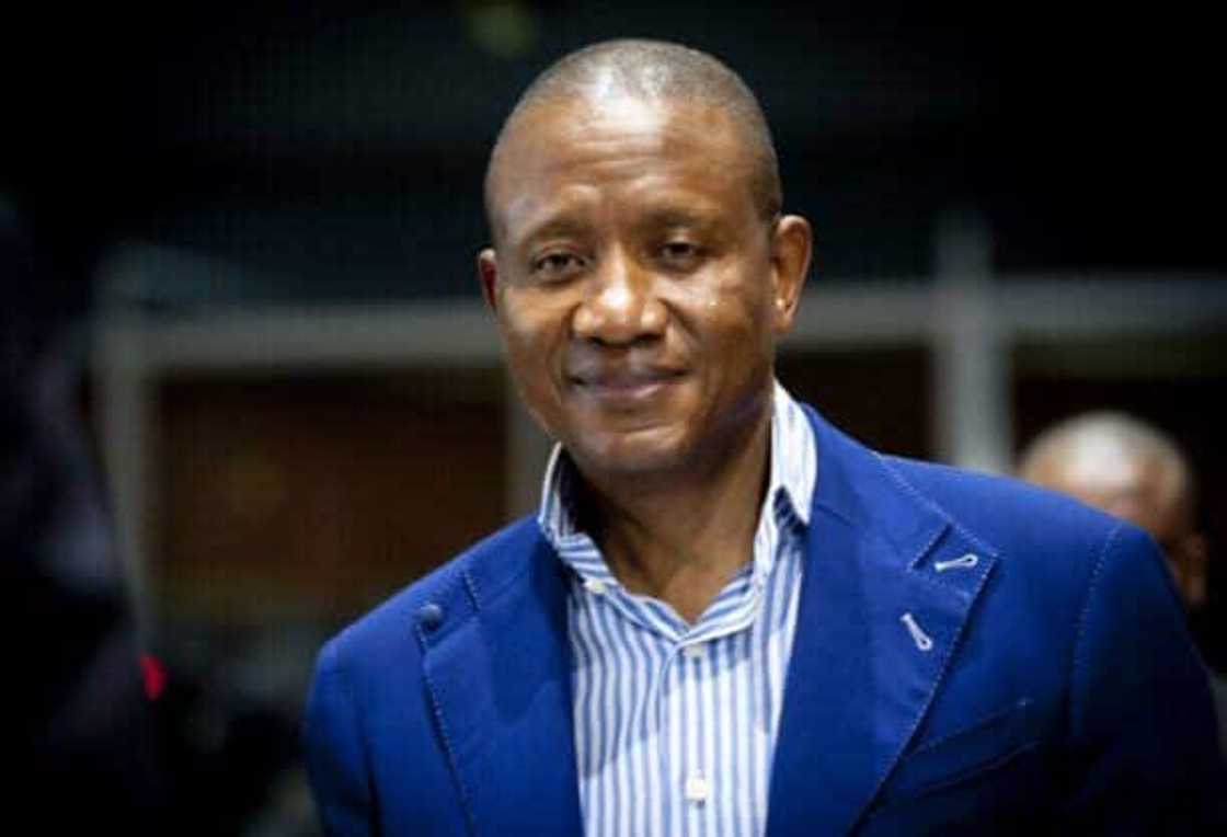 Fana Hlongwane Fana Hlongwane