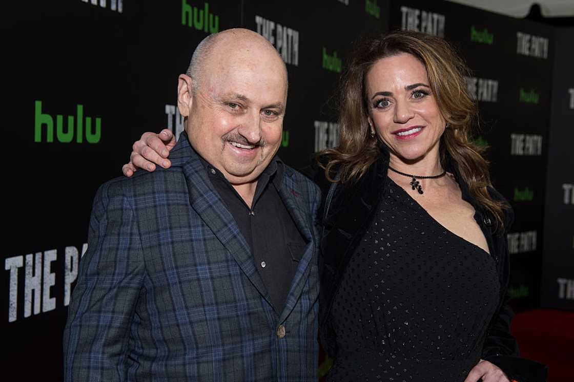 Actor Clark Middleton (L) and Elissa Middleton (R) attend the premiere of Hulu