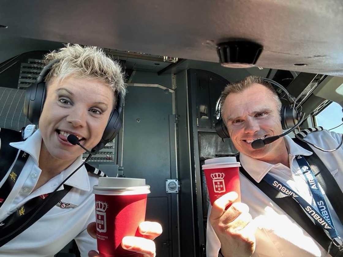 Dreaming of the Flight Deck? A South African Pilot shares her advice Dreaming of the Flight Deck? A South African Pilot shares her advice