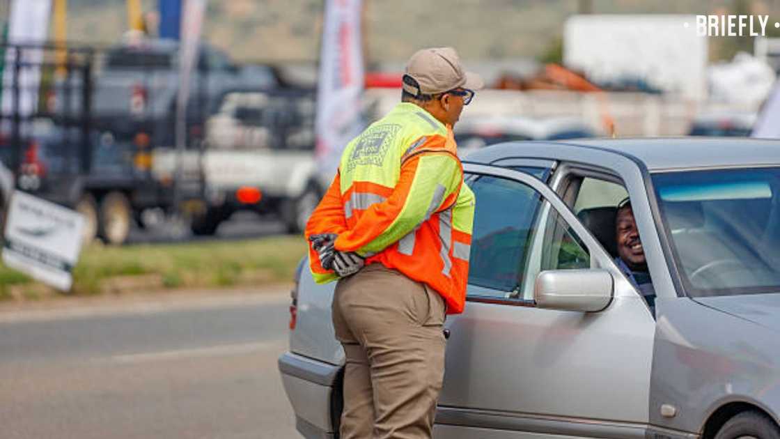 traffic officer traffic officer