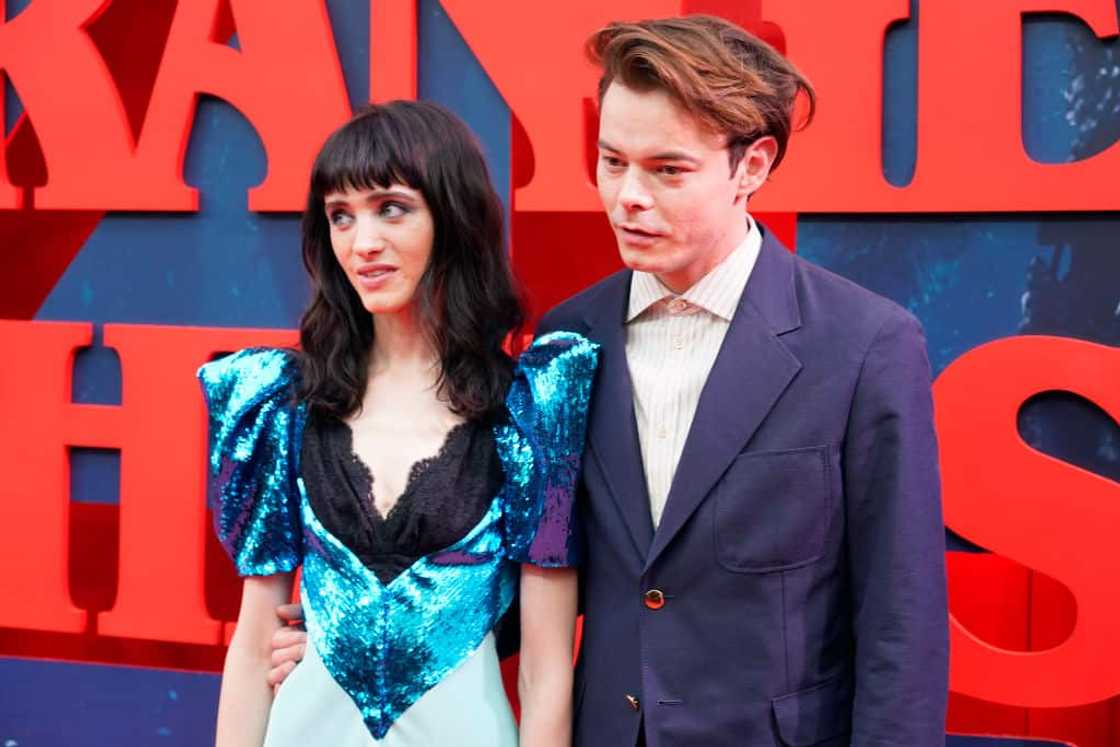 Natalia Dyer and Charlie Heaton during the premiere of the new season of Stranger Things on 18 May 2022 in Madrid.