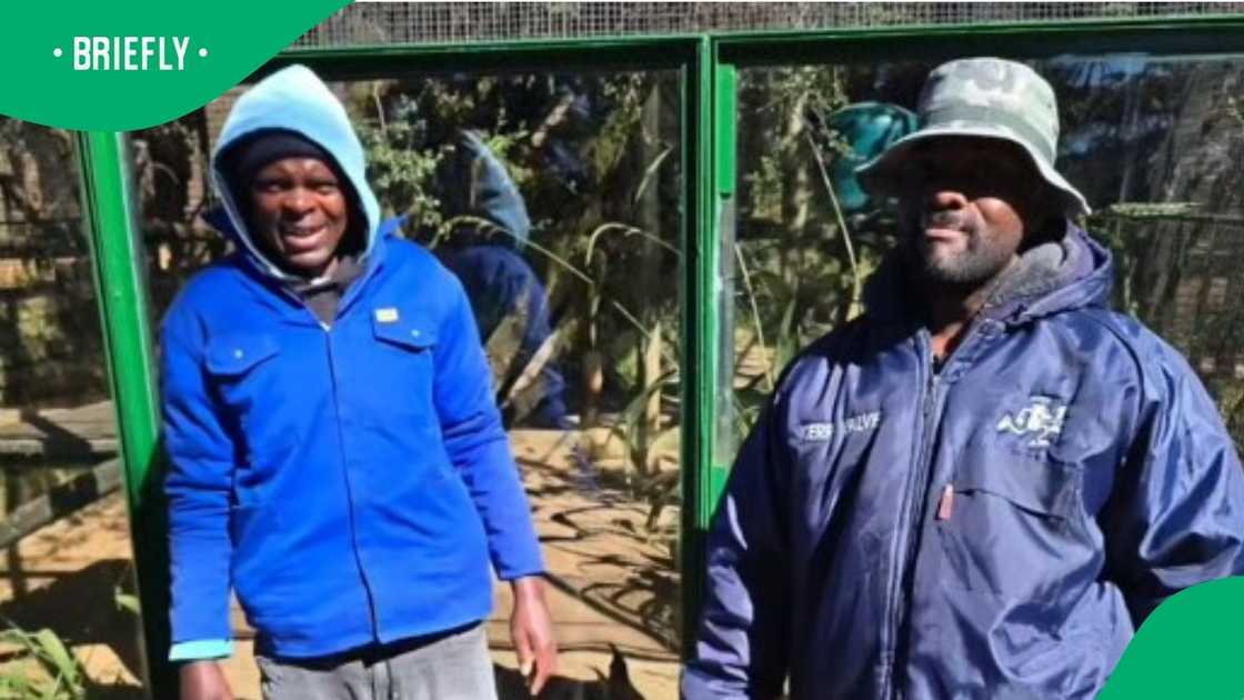 Two men visit Johannnesburg Zoo for first time
