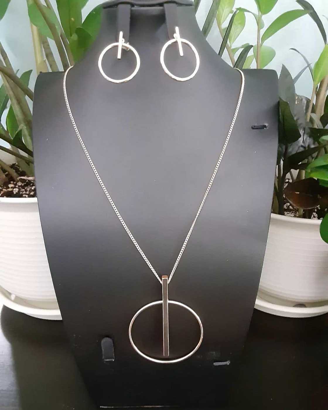 How to look expensive on a budget How to look expensive on a budget