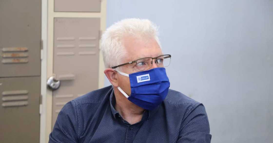 Mainstream Mainstream