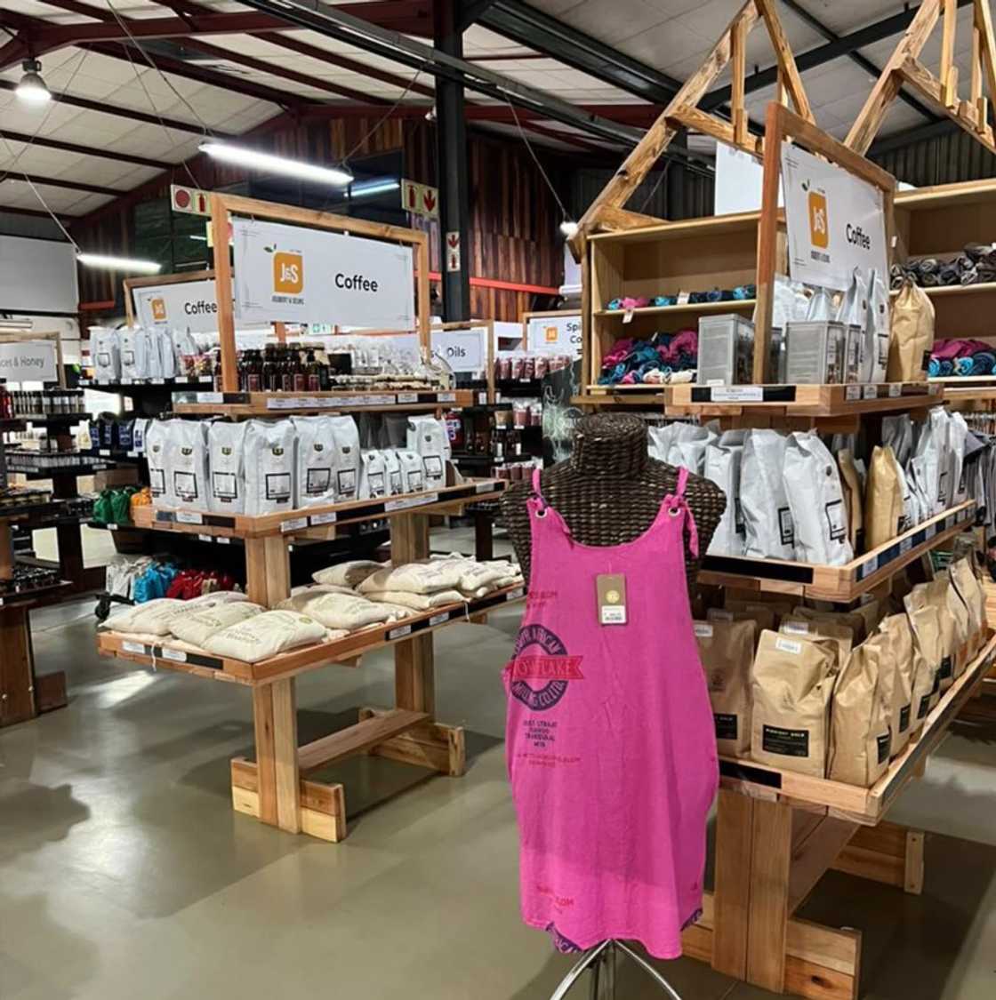 Inside a Joubert en Seuns Padstal store