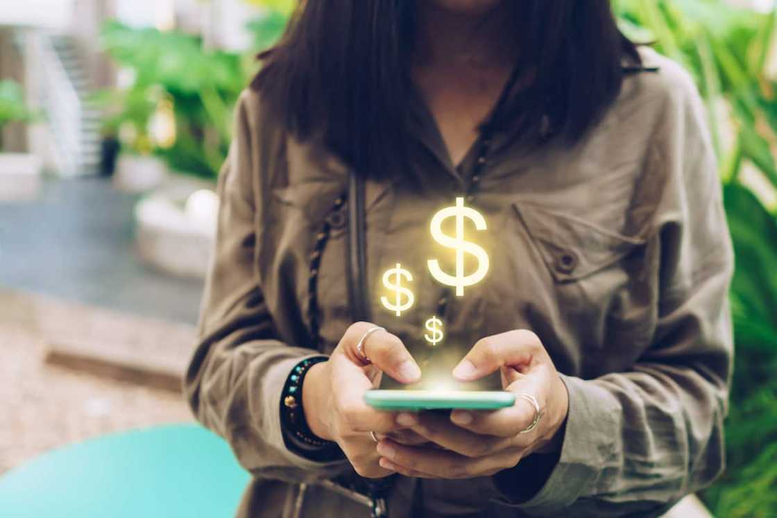 How to make money online as a teenager | Easy money-making tips How to make money online as a teenager | Easy money-making tips