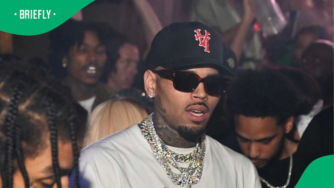 Netizens reacted to Chris Brown bagging another sponsor for his concert