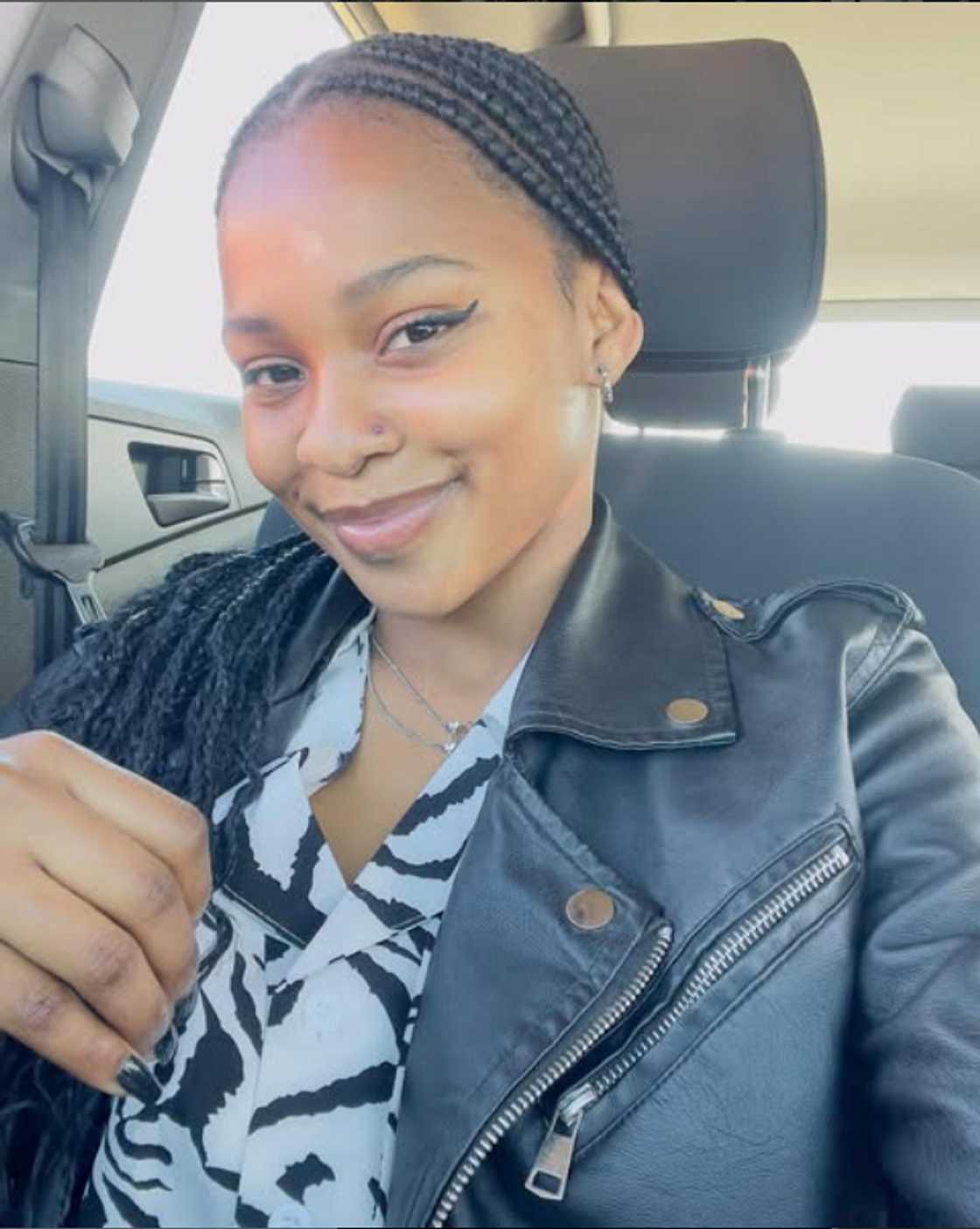 Fans rave over Mshini's beauty Fans rave over Mshini's beauty