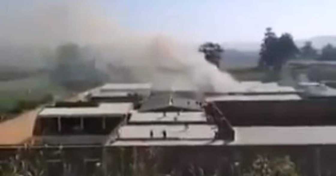 Umzinto prison, up in flames, prisoners protest Umzinto prison, up in flames, prisoners protest