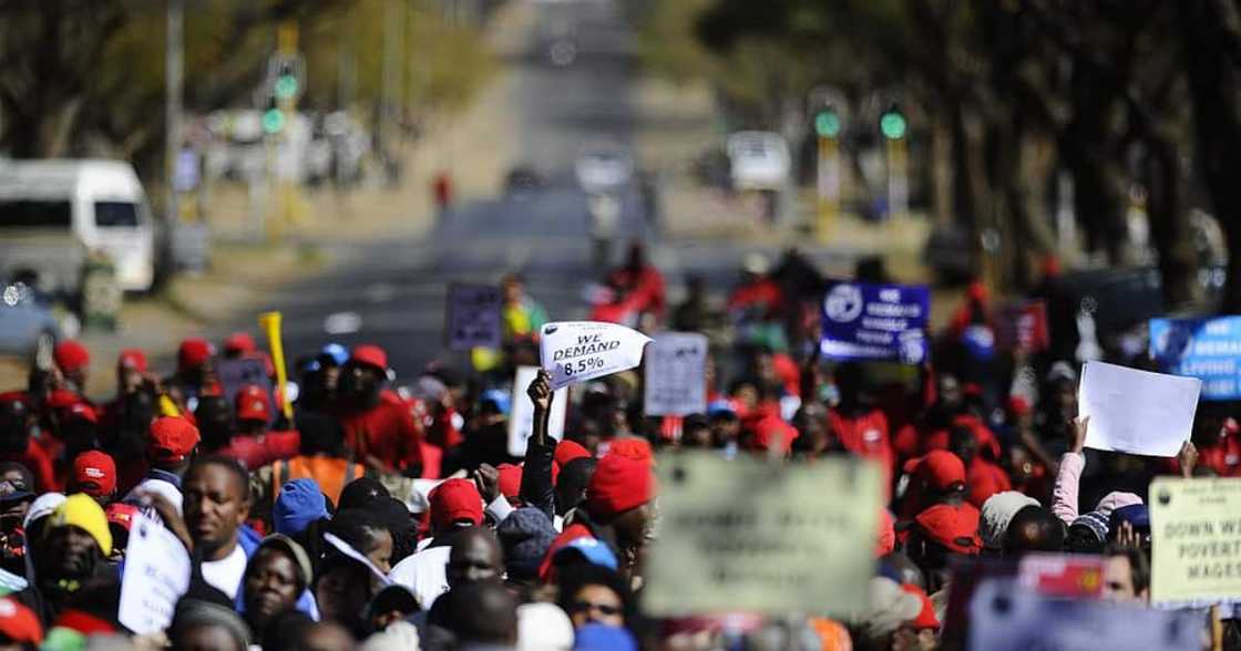 Talk radio, Bongani Bingwa, Online petition, Foreigners, President Cyril Ramaphosa, Countrymen, 702, Katlego Maboe, Monique Muller, Minister, Lindiwe Sisulu, Mphumzi Mdekazi, Advisory committee