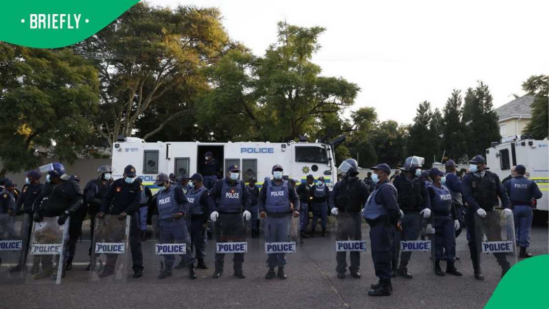 SAPS KZN made 2,454 arrests and 493 illegal guns seized in KZN during August. SAPS KZN made 2,454 arrests and 493 illegal guns seized in KZN during August.