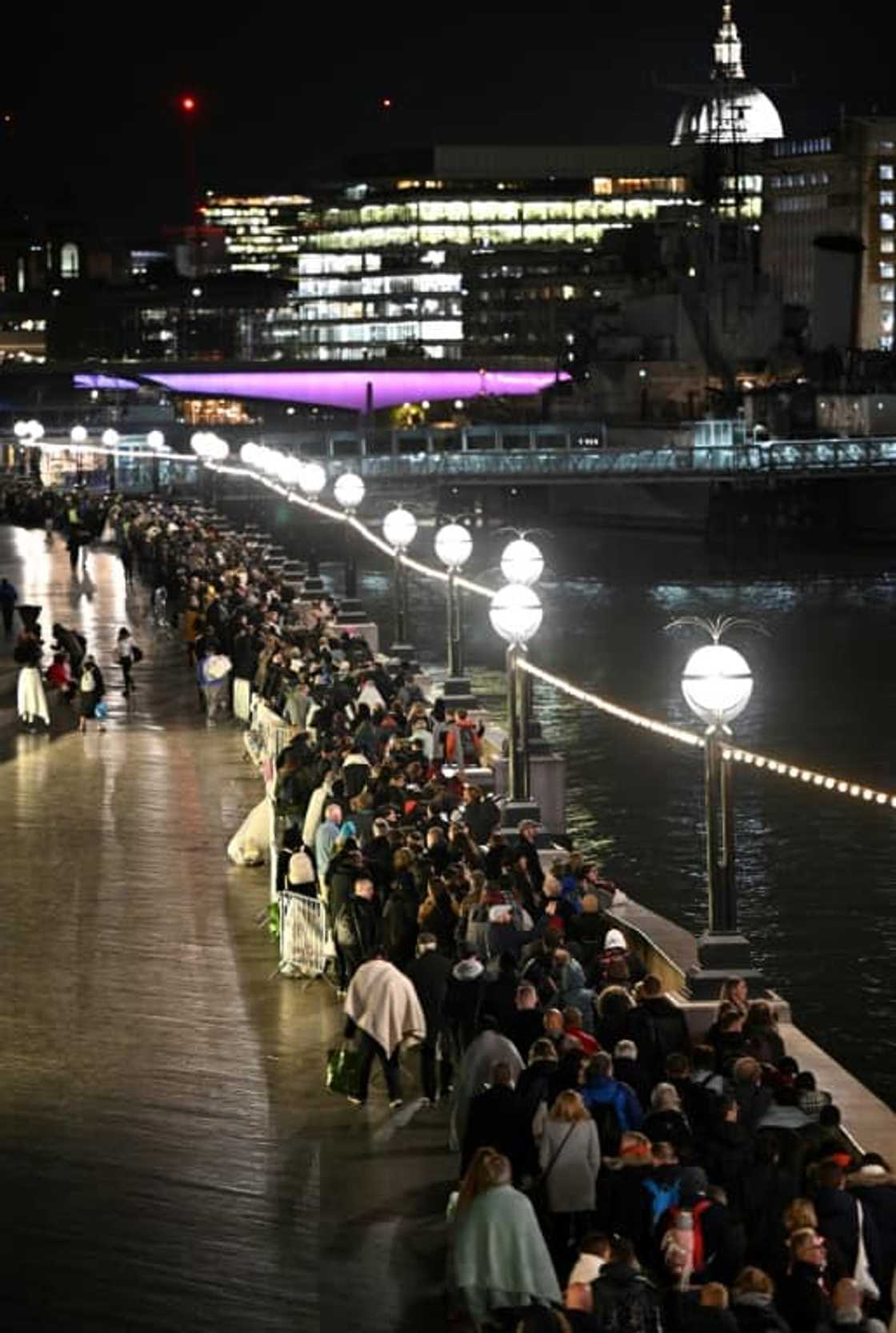 Mourners have been queuing through the night, with some handed blankets by volunteers against the London chill