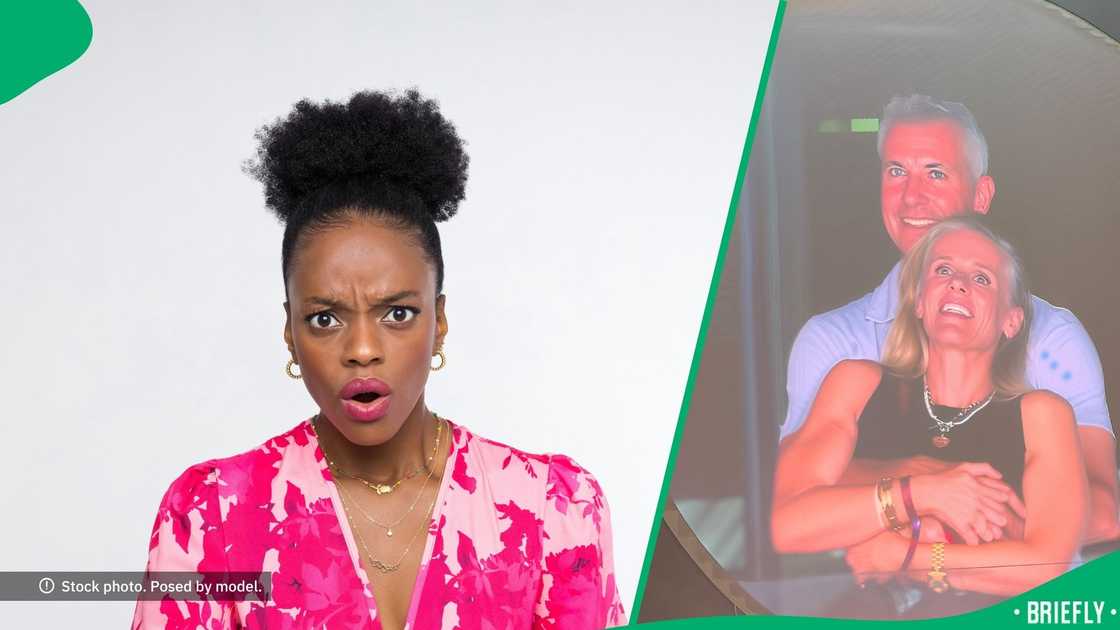 When they realised the spotlight was on them, they quickly tried to hide, but ir was too late When they realised the spotlight was on them, they quickly tried to hide, but ir was too late