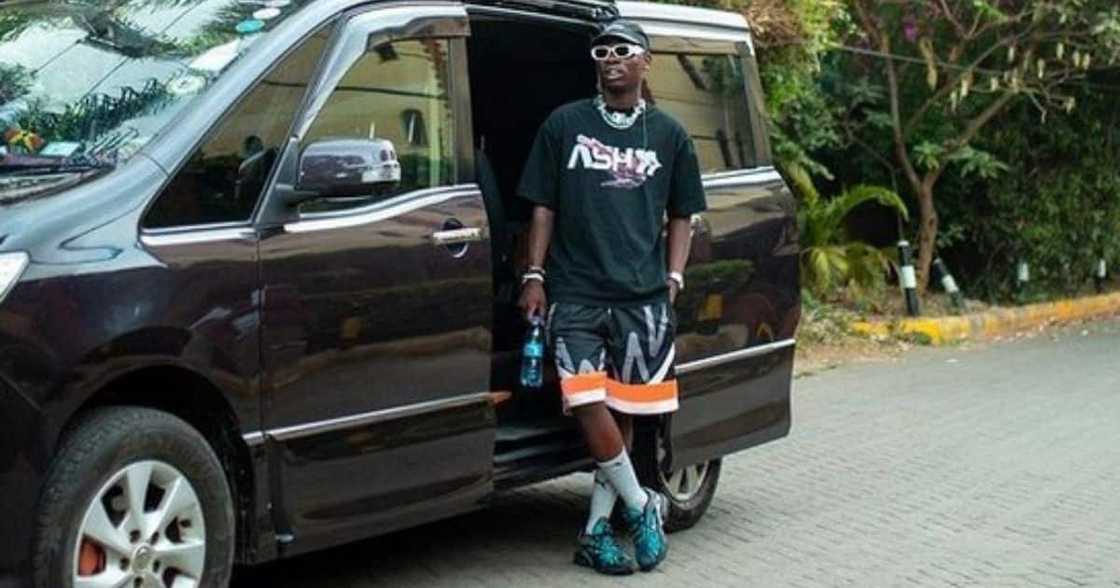 Blxckie, car accident, misses, gig in Durban Blxckie, car accident, misses, gig in Durban