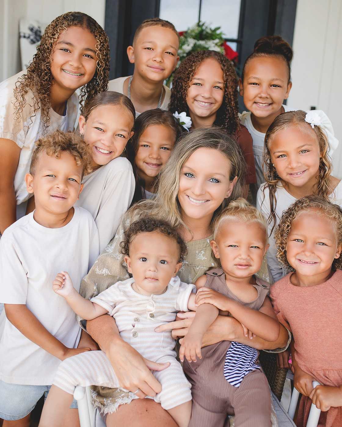 Some complimented her beautiful children and loved how excited the young ones were Some complimented her beautiful children and loved how excited the young ones were