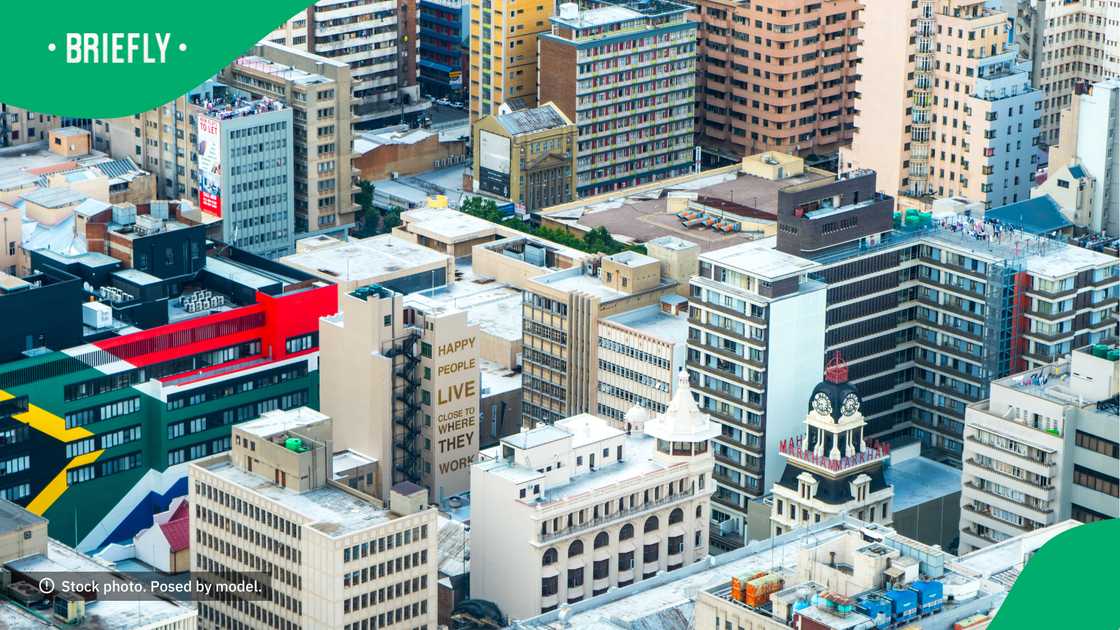 Mzansi is rich in culture and has 11 official languages and sign language. Mzansi is rich in culture and has 11 official languages and sign language.