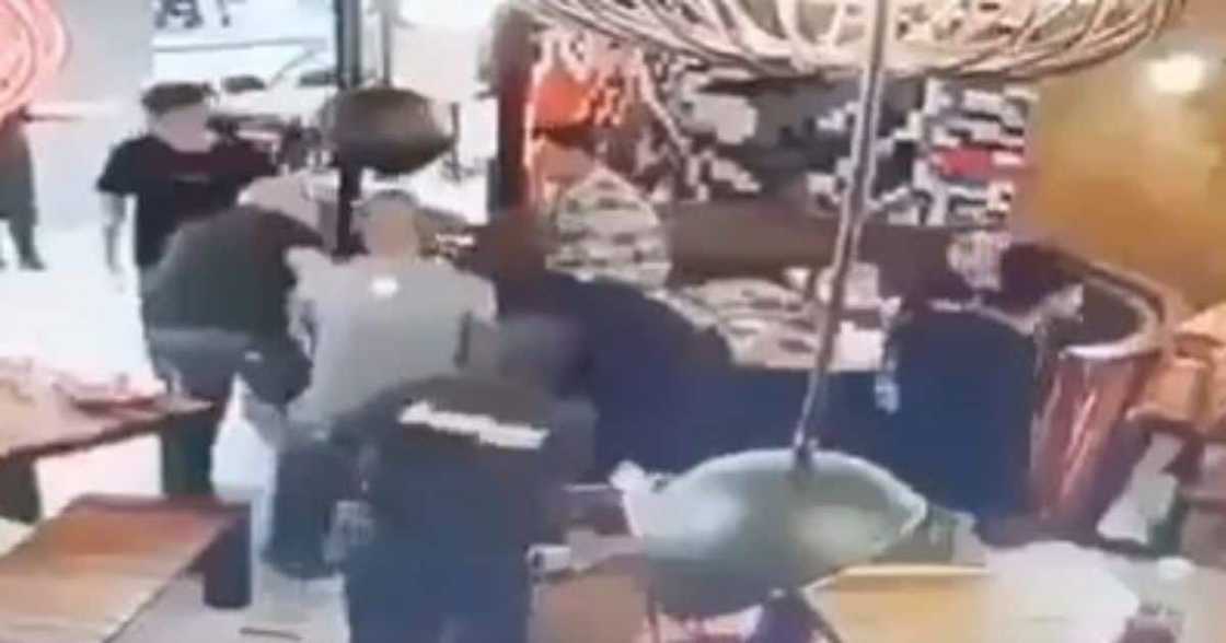 Viral video, fight, Rocco Mamas restaurant, Sandton, Johannesburg, Mzansi reacts Viral video, fight, Rocco Mamas restaurant, Sandton, Johannesburg, Mzansi reacts