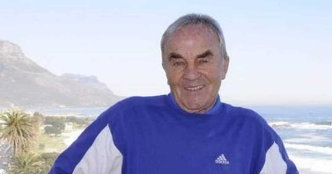 Joe Frickleton a former coach of the Bucs and Chiefs passes away Joe Frickleton a former coach of the Bucs and Chiefs passes away